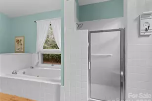 203 Heathcote Rd, Hendersonville, NC 28791 - Photo 23