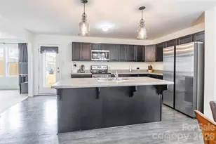 825 Georgia Oak Ln, Landis, NC 28088 - Photo 9