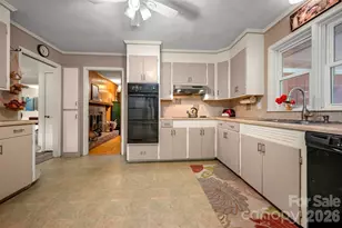 15 Meadowlark Dr, Tryon, NC 28782 - Photo 13