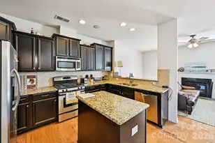 19010 Lake Breeze Dr, Cornelius, NC 28031 - Photo 11