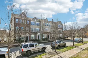 19010 Lake Breeze Dr, Cornelius, NC 28031 - Photo 5