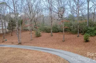 200 Mica Cir, Franklin, NC 28734 - Photo 41