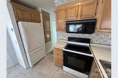 129 Club House Drive, New London, NC 28127 - Photo 9