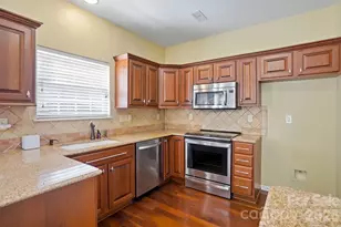 12824 Harvest Time Ct, Charlotte, NC 28278 - Photo 13