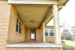 108 W Debby Dr, Shelby, NC 28152 - Photo 3