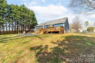 127 Woodbend Dr, Belmont, NC 28012 - Photo 21