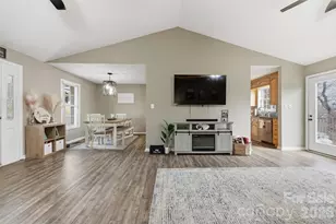 201 Midway Park Ln, Taylorsville, NC 28681 - Photo 13