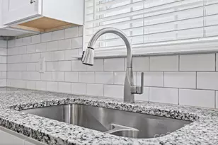 126 Rhett Ct, Fort Mill, SC 29715 - Photo 5