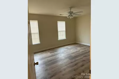 7515 Woodknoll Drive, Charlotte, NC 28217 - Photo 5