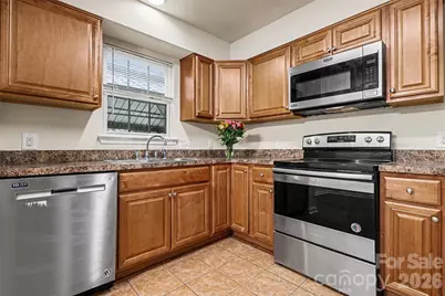 7515 Woodknoll Drive, Charlotte, NC 28217 - Photo 9