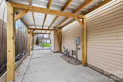 7515 Woodknoll Drive, Charlotte, NC 28217 - Photo 17