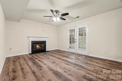 7515 Woodknoll Drive, Charlotte, NC 28217 - Photo 7