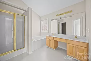 3203 Arklow Rd, Charlotte, NC 28269 - Photo 19