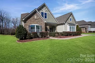 1021 Torrens Dr, Wesley Chapel, NC 28110 - Photo 3