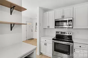 3653 Melrose Cottage Dr, Matthews, NC 28105 - Photo 9