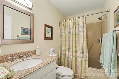 421 Windsor Lane, Statesville, NC 28677 - Photo 9