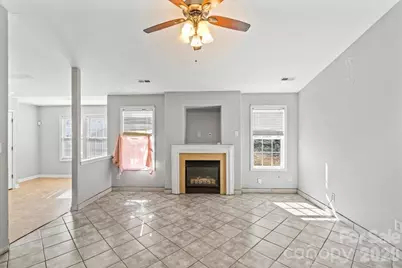 1528 Oakdale Green Drive, Charlotte, NC 28216 - Photo 5