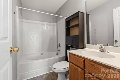 1528 Oakdale Green Drive, Charlotte, NC 28216 - Photo 21