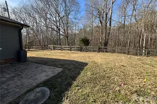 7917 Sherrills Ford Rd, Sherrills Ford, NC 28673 - Photo 5