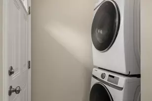 3932 Slagle Dr, Charlotte, NC 28215 - Photo 19