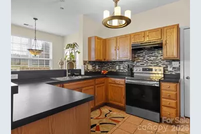 8212 Weeping Fig Lane, Charlotte, NC 28215 - Photo 7