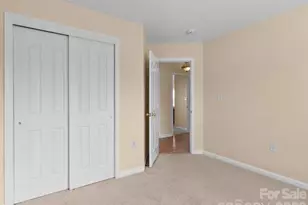 8212 Weeping Fig Ln, Charlotte, NC 28215 - Photo 13