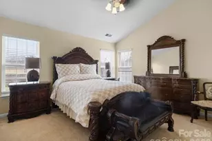 8212 Weeping Fig Ln, Charlotte, NC 28215 - Photo 11