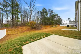 2650 14th St NE, Hickory, NC 28601 - Photo 31