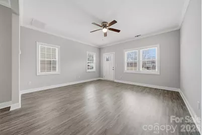 2650 14th Street NE, Hickory, NC 28601 - Photo 3