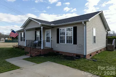 202 E Rice Street, Landis, NC 28088 - Photo 1