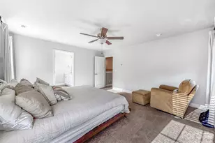 211 Macon Dr, Statesville, NC 28625 - Photo 37