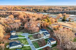 211 Macon Dr, Statesville, NC 28625 - Photo 39