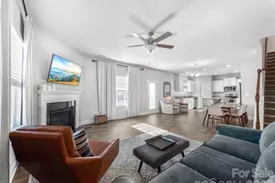 211 Macon Dr, Statesville, NC 28625 - Photo 9