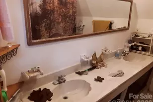 705 Doc Howell Rd, Spruce Pine, NC 28777 - Photo 3