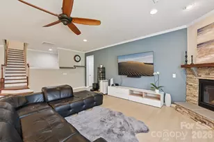 204 Hampton Trail Dr, Fort Mill, SC 29708 - Photo 5