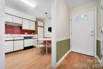 1904 Abbey Circle, Asheville, NC 28805 - Photo 5