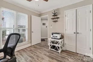 18695 Vineyard Point Ln, Cornelius, NC 28031 - Photo 27