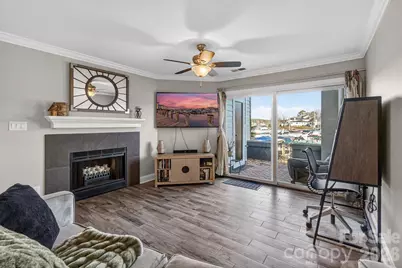 18695 Vineyard Point Lane, Cornelius, NC 28031 - Photo 15