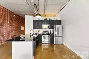 626 N Graham St, Charlotte, NC 28202 - Photo 9