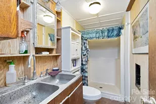 1009 Trogdon Ave, North Wilkesboro, NC 28659 - Photo 43