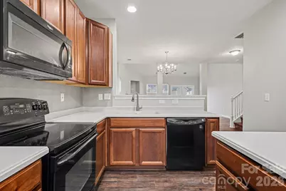 11225 Amherst Glen Drive, Charlotte, NC 28213 - Photo 7