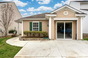 2106 Buckleigh Dr, Charlotte, NC 28215 - Photo 1