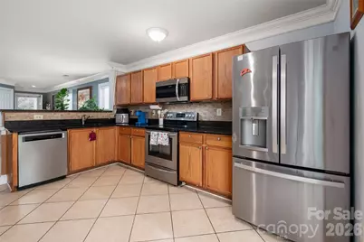 2106 Buckleigh Drive, Charlotte, NC 28215 - Photo 9