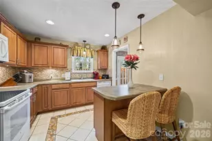 3126 Heathstead Place, Charlotte, NC 28210 - Photo 3