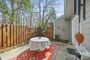 3126 Heathstead Place, Charlotte, NC 28210 - Photo 15