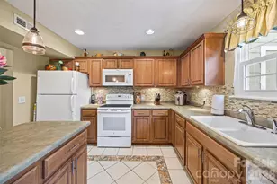 3126 Heathstead Place, Charlotte, NC 28210 - Photo 7