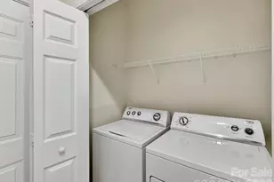 8568 Windsor Ridge Dr, Charlotte, NC 28277 - Photo 23