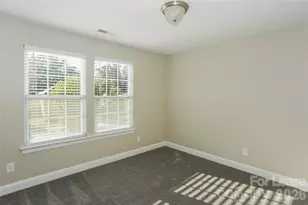 10414 Kempsford Dr, Charlotte, NC 28262 - Photo 9