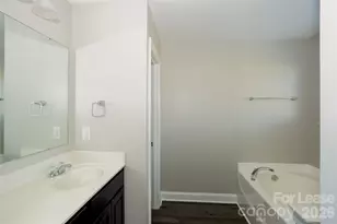 10414 Kempsford Dr, Charlotte, NC 28262 - Photo 11