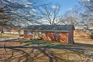 1708 Emmanuel Church Rd, Conover, NC 28613 - Photo 3